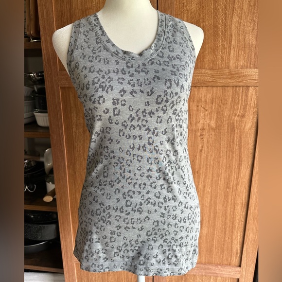 Athleta Tops - Gray Leopard Athleta Tank Top